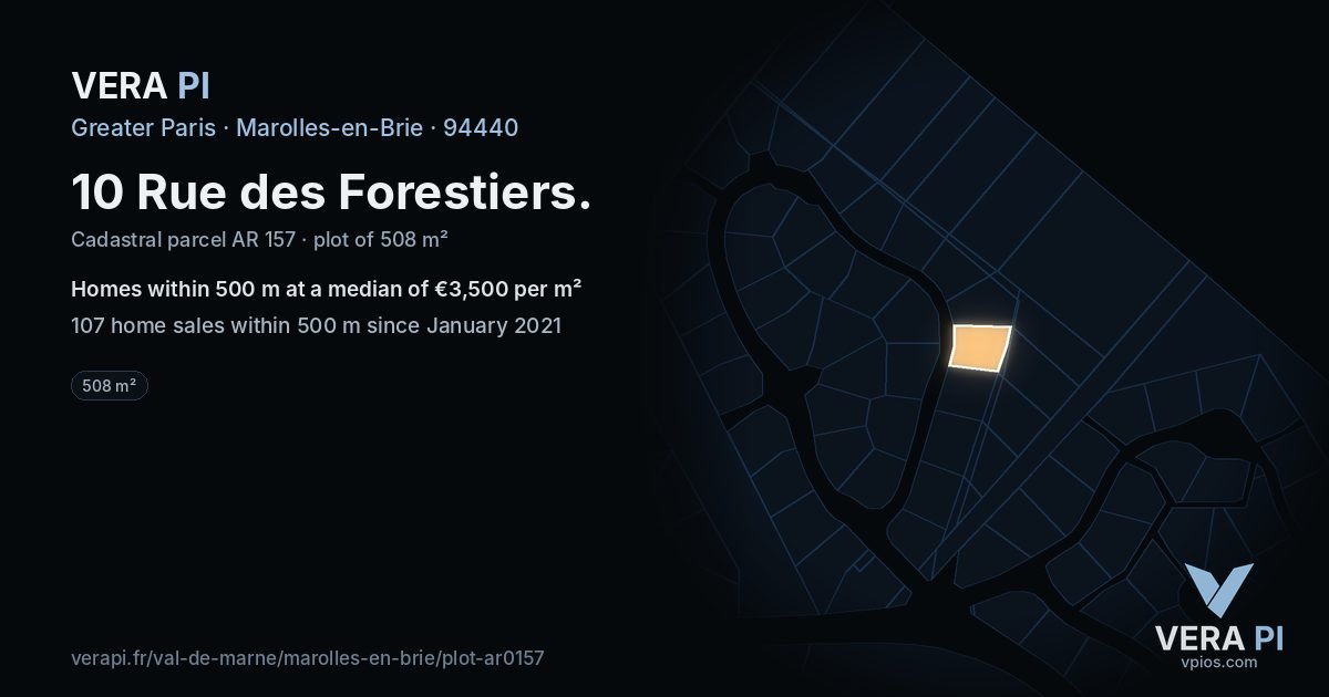 10 Rue des Forestiers, Marolles-en-Brie at night – the plot lit, the parcels around coloured by the prices near them