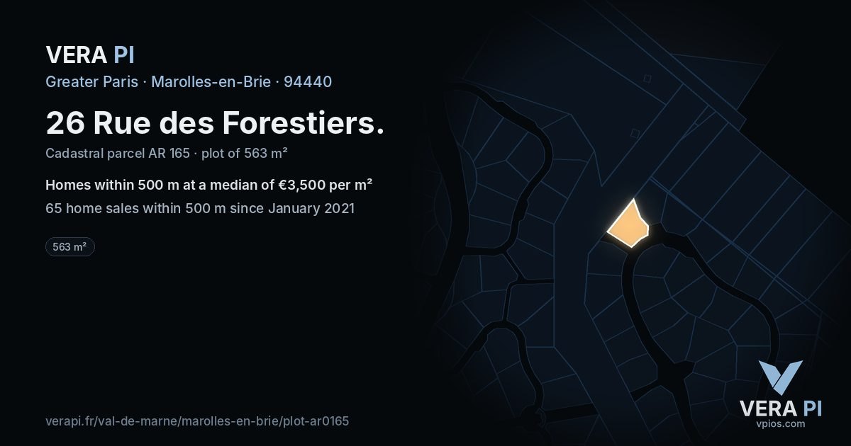 26 Rue des Forestiers, Marolles-en-Brie at night – the plot lit, the parcels around coloured by the prices near them