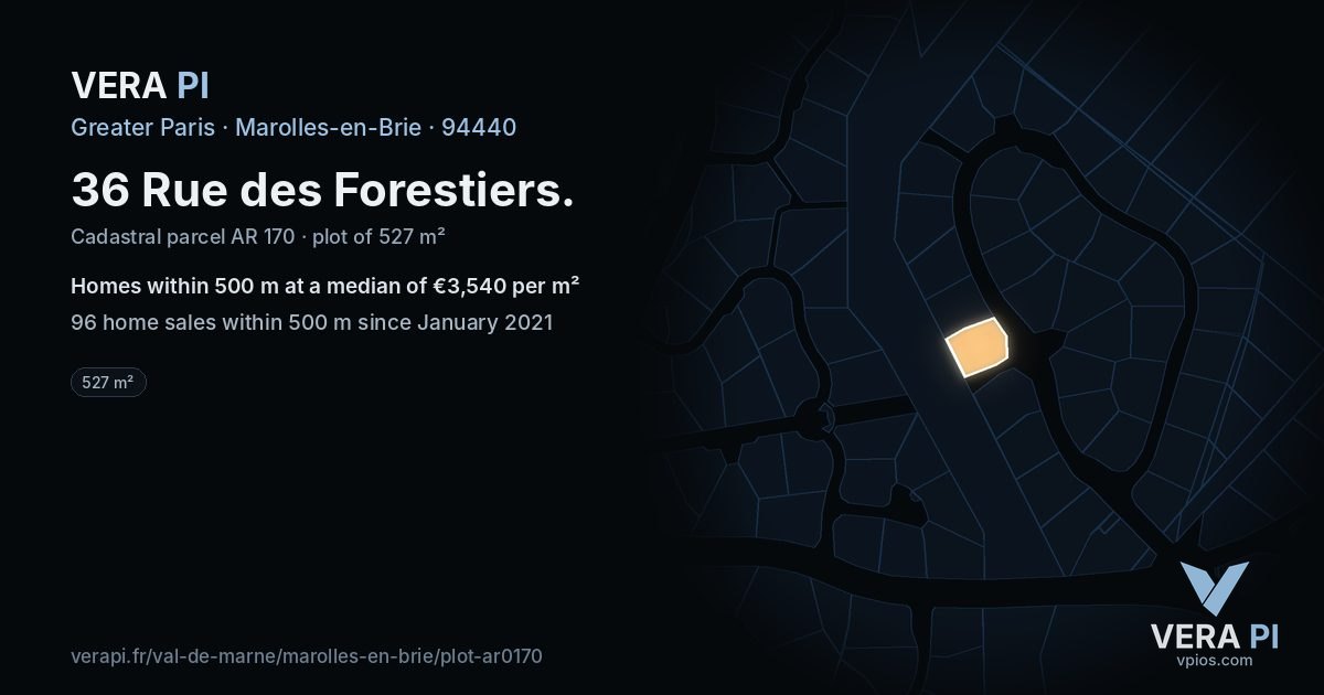 36 Rue des Forestiers, Marolles-en-Brie at night – the plot lit, the parcels around coloured by the prices near them