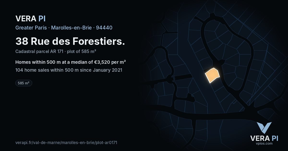 38 Rue des Forestiers, Marolles-en-Brie at night – the plot lit, the parcels around coloured by the prices near them
