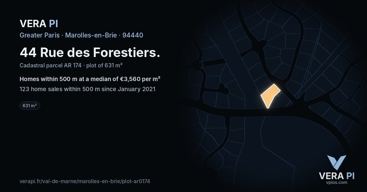 44 Rue des Forestiers, Marolles-en-Brie at night – the plot lit, the parcels around coloured by the prices near them