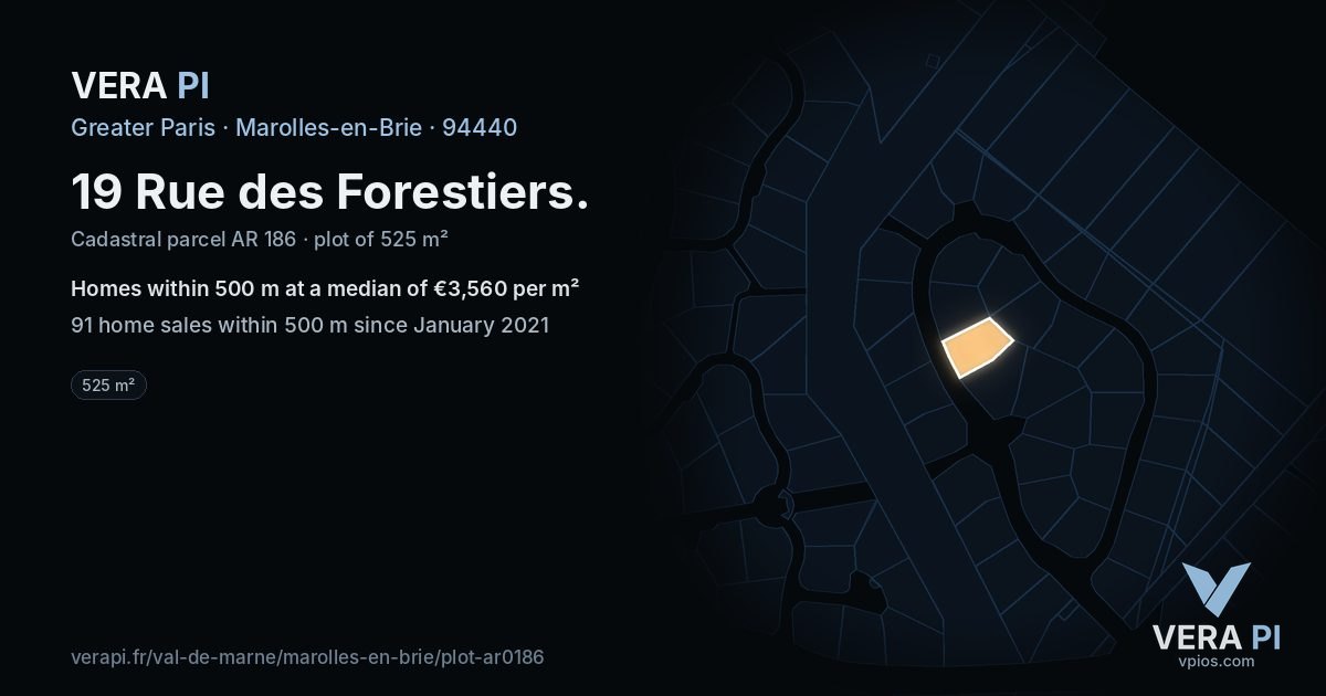 19 Rue des Forestiers, Marolles-en-Brie at night – the plot lit, the parcels around coloured by the prices near them