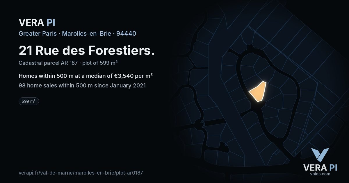 21 Rue des Forestiers, Marolles-en-Brie at night – the plot lit, the parcels around coloured by the prices near them