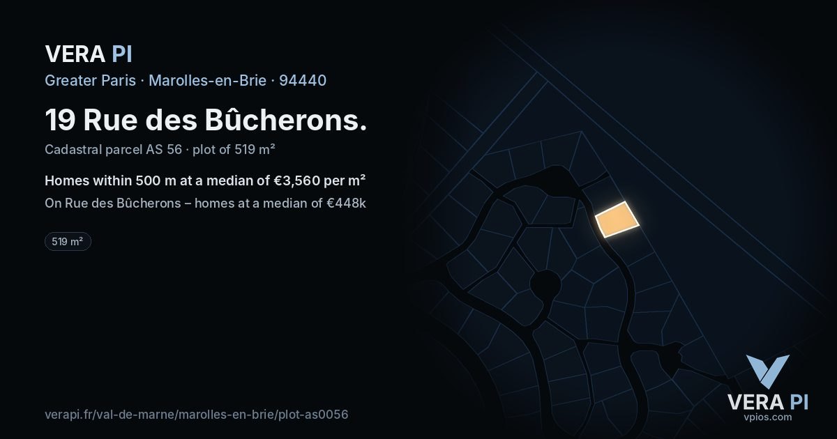 19 Rue des Bûcherons, Marolles-en-Brie at night – the plot lit, the parcels around coloured by the prices near them