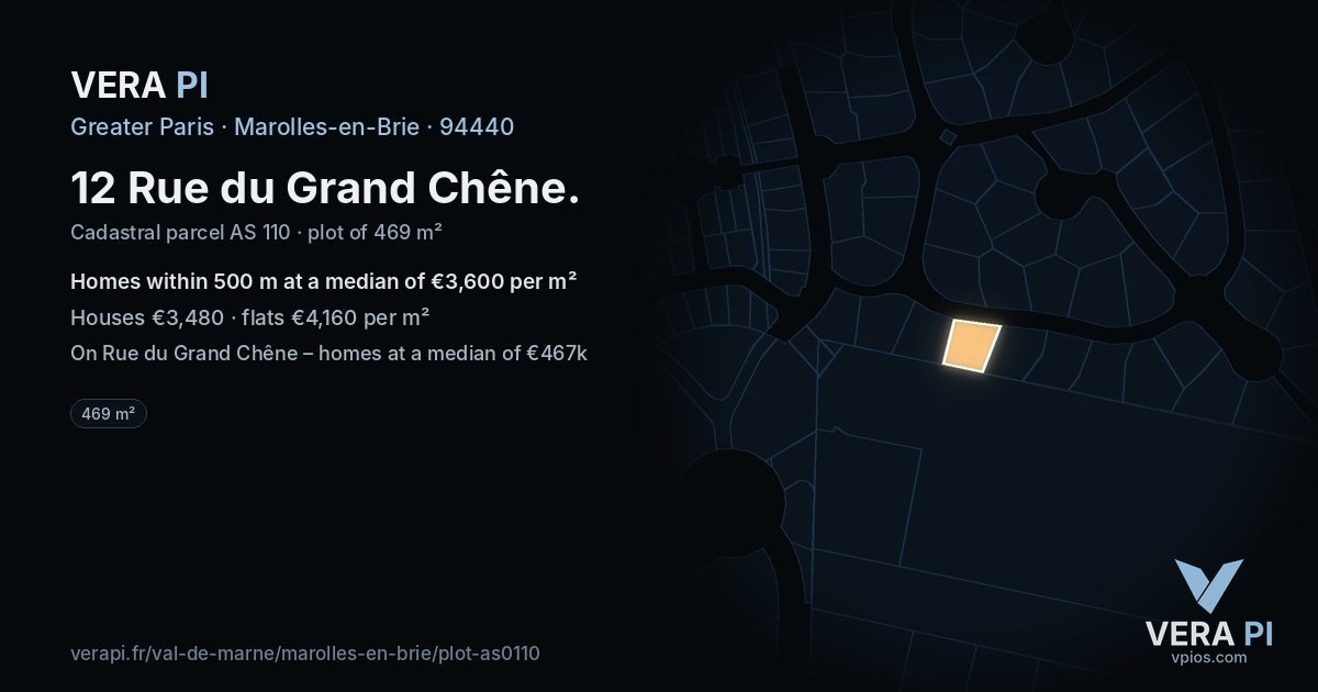 12 Rue du Grand Chêne, Marolles-en-Brie at night – the plot lit, the parcels around coloured by the prices near them