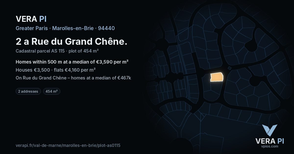 2 a Rue du Grand Chêne, Marolles-en-Brie at night – the plot lit, the parcels around coloured by the prices near them