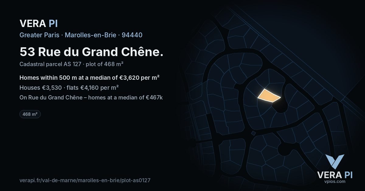 53 Rue du Grand Chêne, Marolles-en-Brie at night – the plot lit, the parcels around coloured by the prices near them