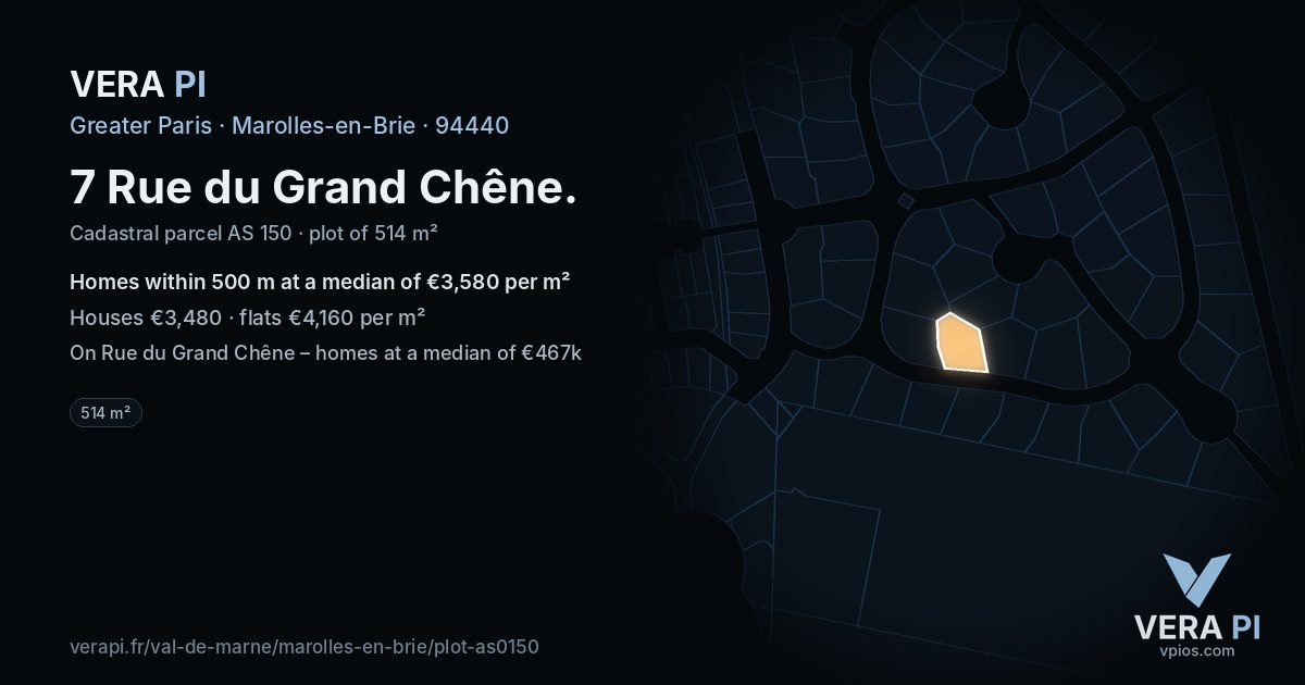 7 Rue du Grand Chêne, Marolles-en-Brie at night – the plot lit, the parcels around coloured by the prices near them