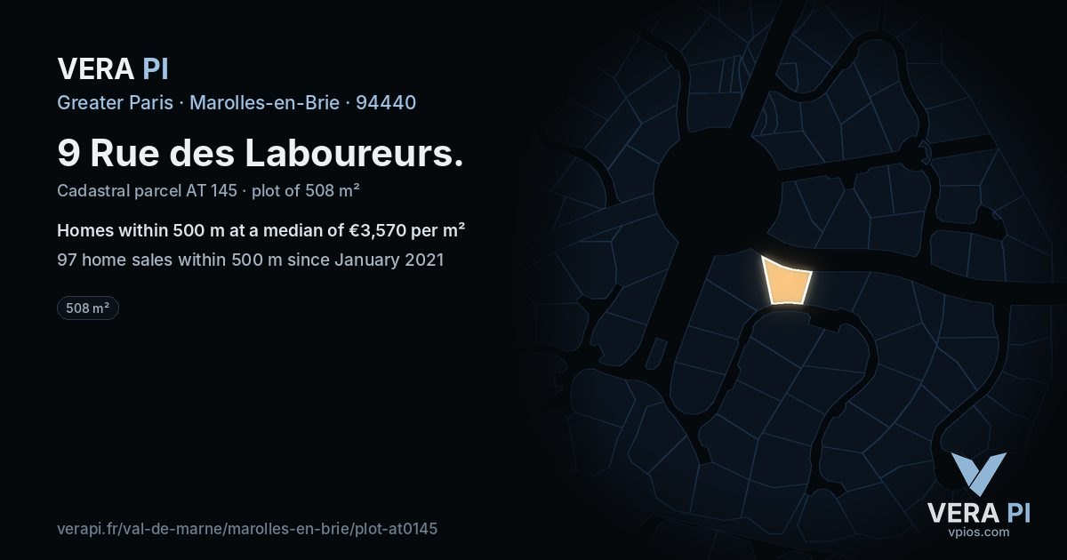 9 Rue des Laboureurs, Marolles-en-Brie at night – the plot lit, the parcels around coloured by the prices near them