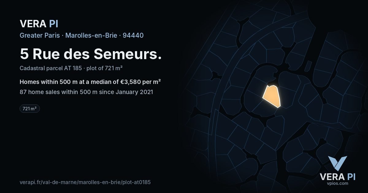 5 Rue des Semeurs, Marolles-en-Brie at night – the plot lit, the parcels around coloured by the prices near them