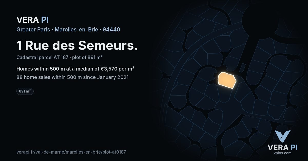 1 Rue des Semeurs, Marolles-en-Brie at night – the plot lit, the parcels around coloured by the prices near them