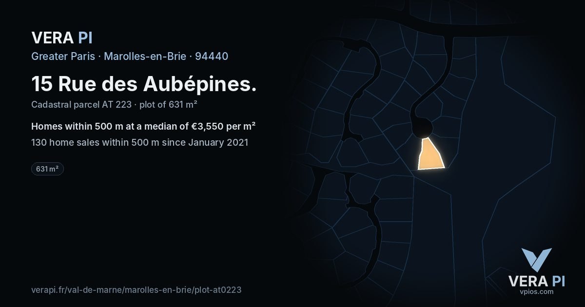 15 Rue des Aubépines, Marolles-en-Brie at night – the plot lit, the parcels around coloured by the prices near them