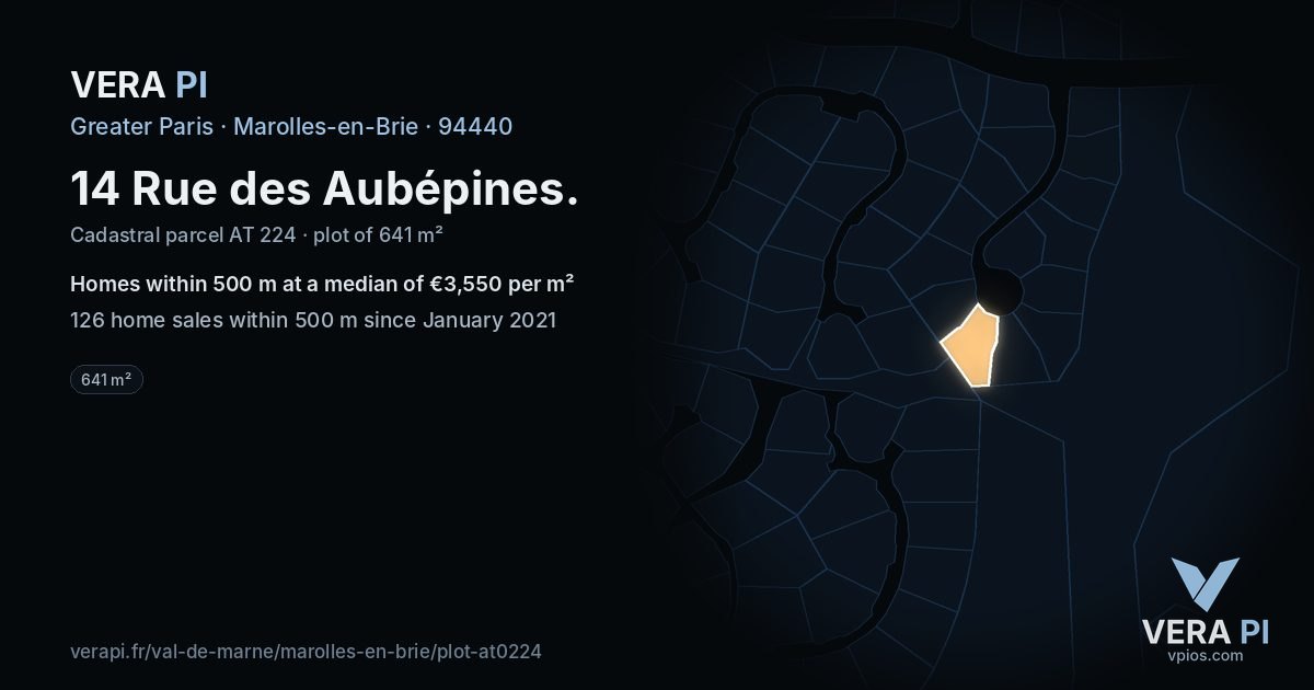 14 Rue des Aubépines, Marolles-en-Brie at night – the plot lit, the parcels around coloured by the prices near them