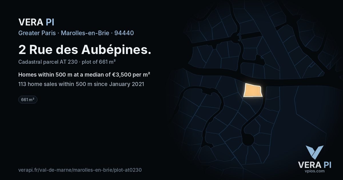 2 Rue des Aubépines, Marolles-en-Brie at night – the plot lit, the parcels around coloured by the prices near them