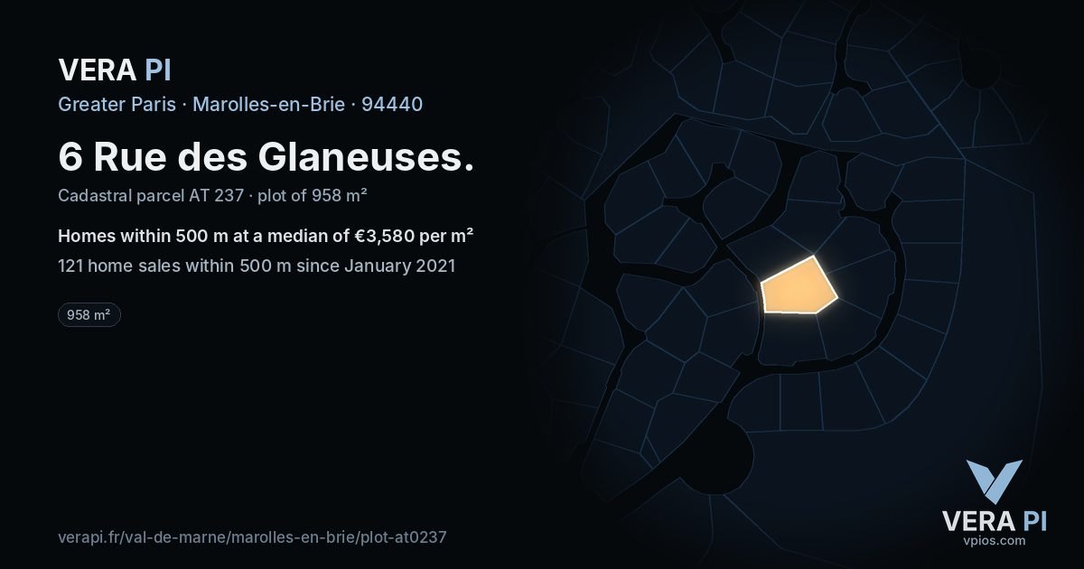 6 Rue des Glaneuses, Marolles-en-Brie at night – the plot lit, the parcels around coloured by the prices near them