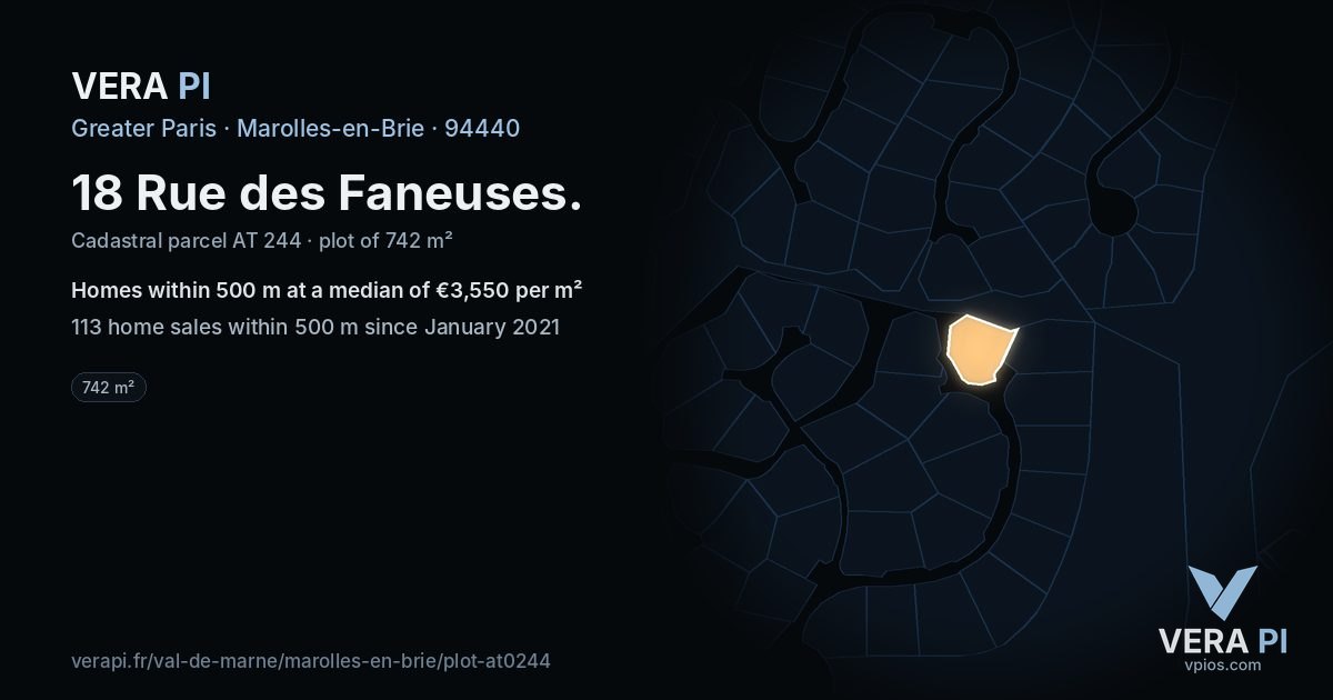 18 Rue des Faneuses, Marolles-en-Brie at night – the plot lit, the parcels around coloured by the prices near them