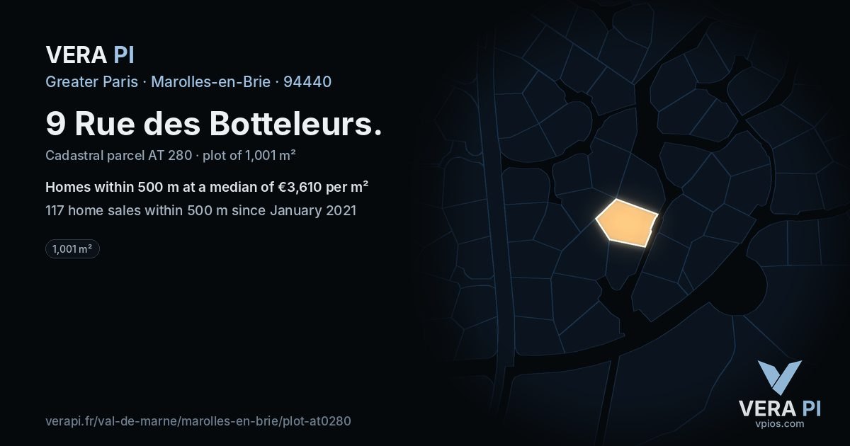 9 Rue des Botteleurs, Marolles-en-Brie at night – the plot lit, the parcels around coloured by the prices near them