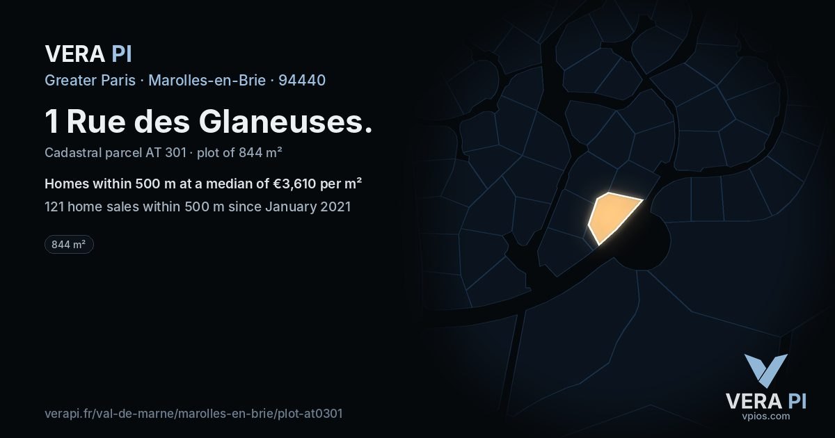 1 Rue des Glaneuses, Marolles-en-Brie at night – the plot lit, the parcels around coloured by the prices near them