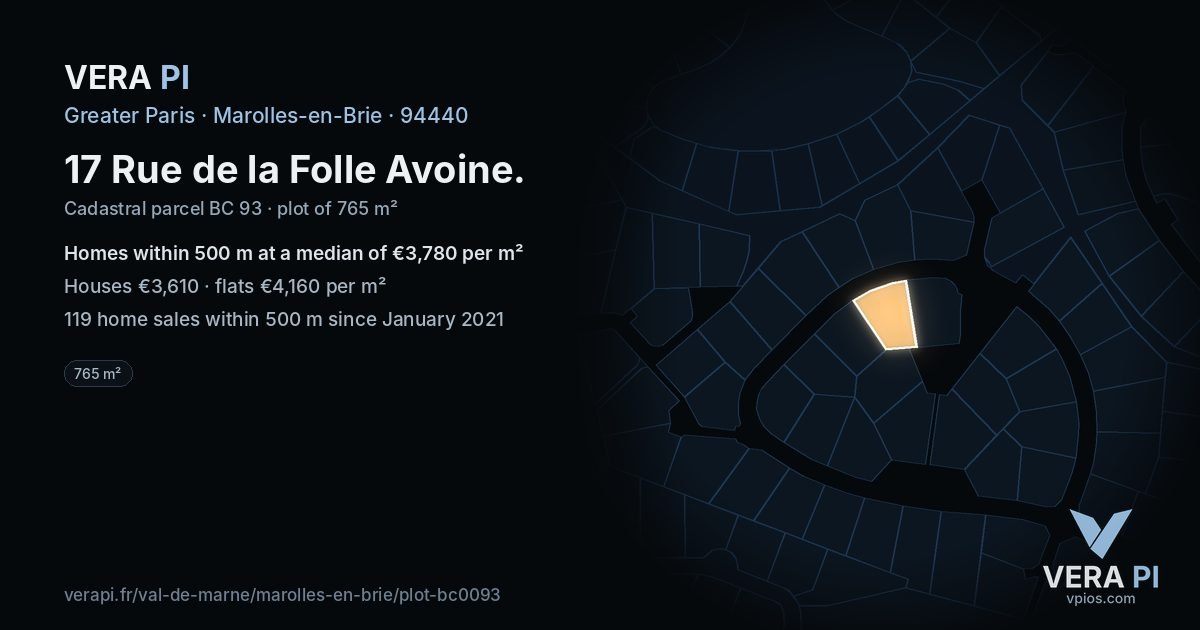 17 Rue de la Folle Avoine, Marolles-en-Brie at night – the plot lit, the parcels around coloured by the prices near them
