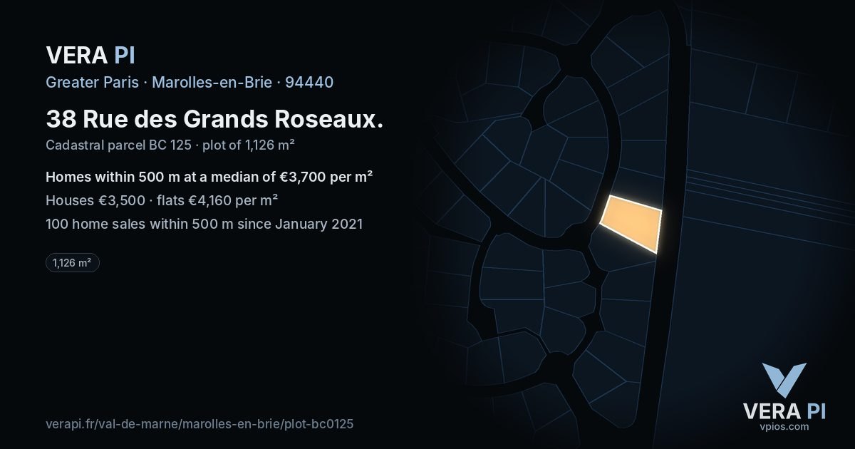 38 Rue des Grands Roseaux, Marolles-en-Brie at night – the plot lit, the parcels around coloured by the prices near them