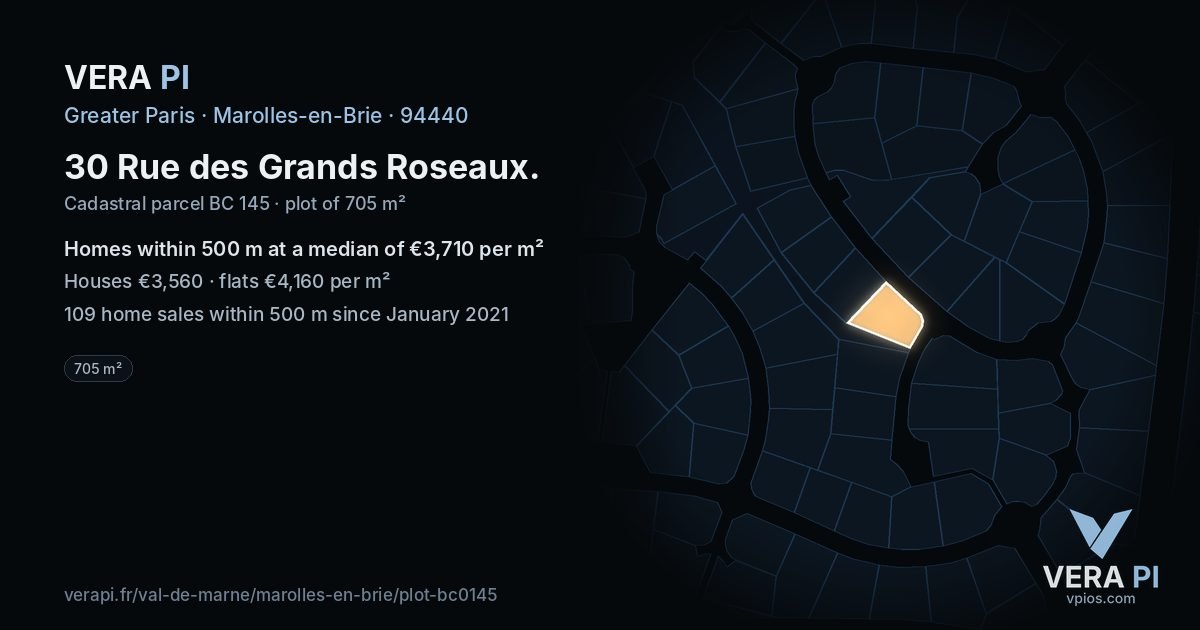 30 Rue des Grands Roseaux, Marolles-en-Brie at night – the plot lit, the parcels around coloured by the prices near them