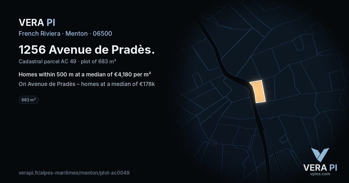 1256 Avenue de Pradès, Menton at night – the plot lit, the parcels around coloured by the prices near them