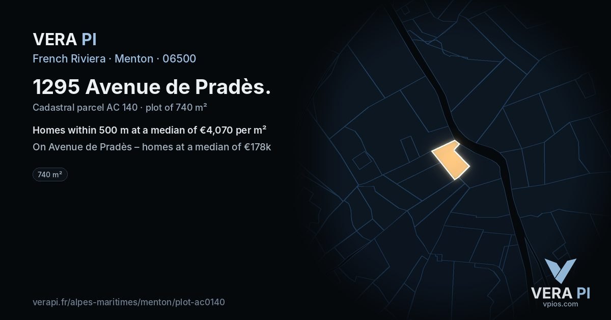1295 Avenue de Pradès, Menton at night – the plot lit, the parcels around coloured by the prices near them