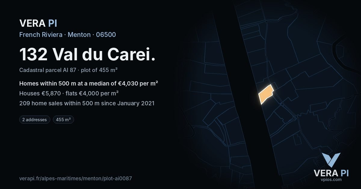 132 Val du Carei, Menton at night – the plot lit, the parcels around coloured by the prices near them