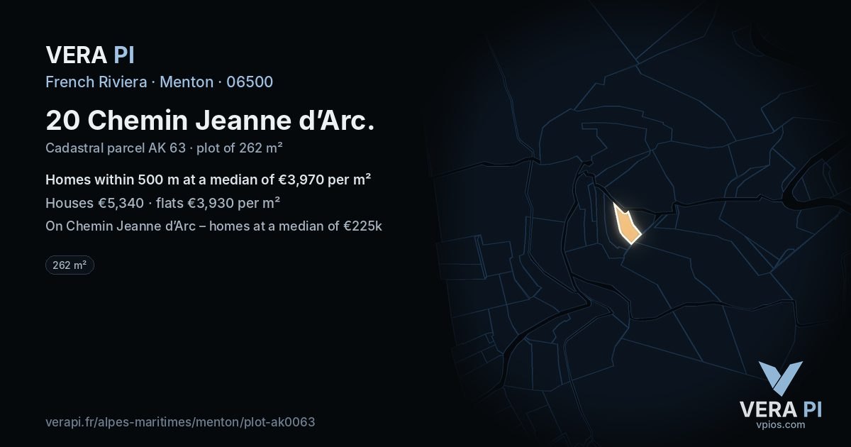 20 Chemin Jeanne d’Arc, Menton at night – the plot lit, the parcels around coloured by the prices near them