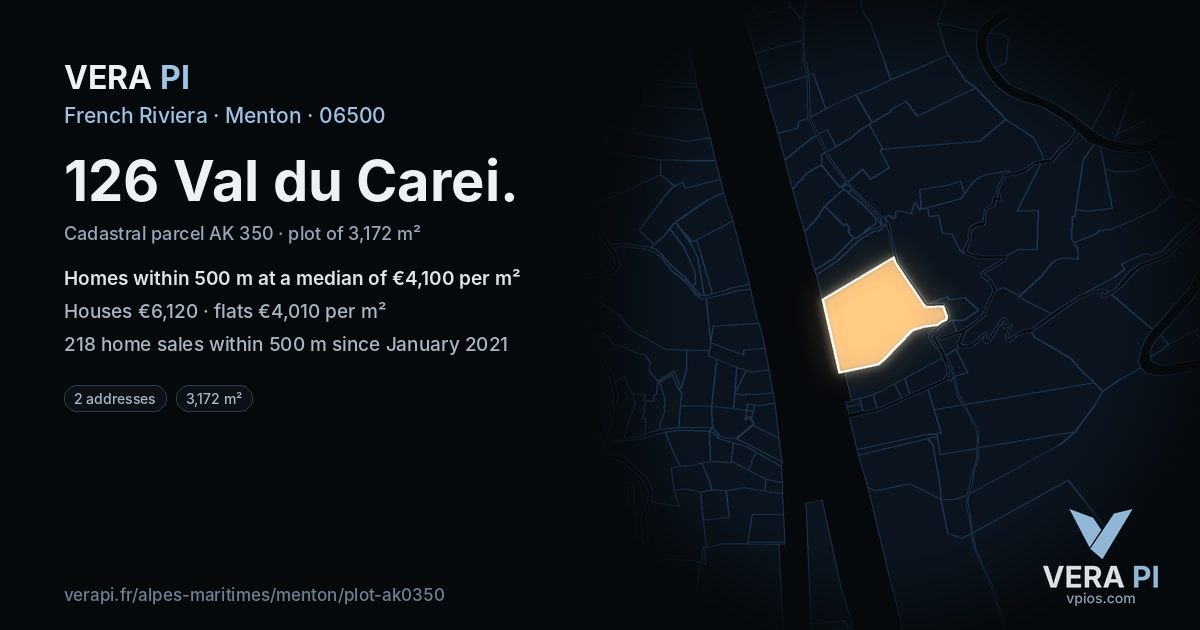 126 Val du Carei, Menton at night – the plot lit, the parcels around coloured by the prices near them