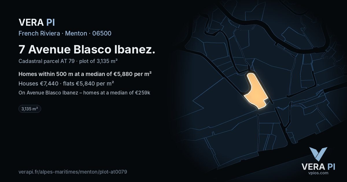 7 Avenue Blasco Ibanez, Menton at night – the plot lit, the parcels around coloured by the prices near them
