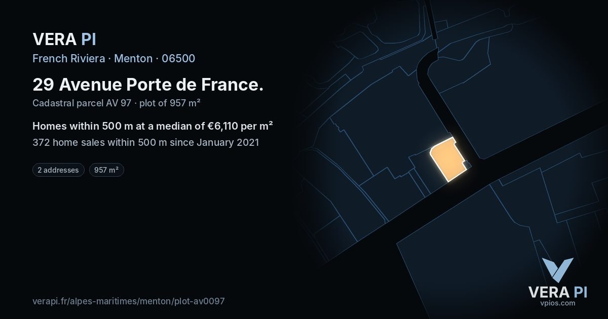 29 Avenue Porte de France, Menton at night – the plot lit, the parcels around coloured by the prices near them
