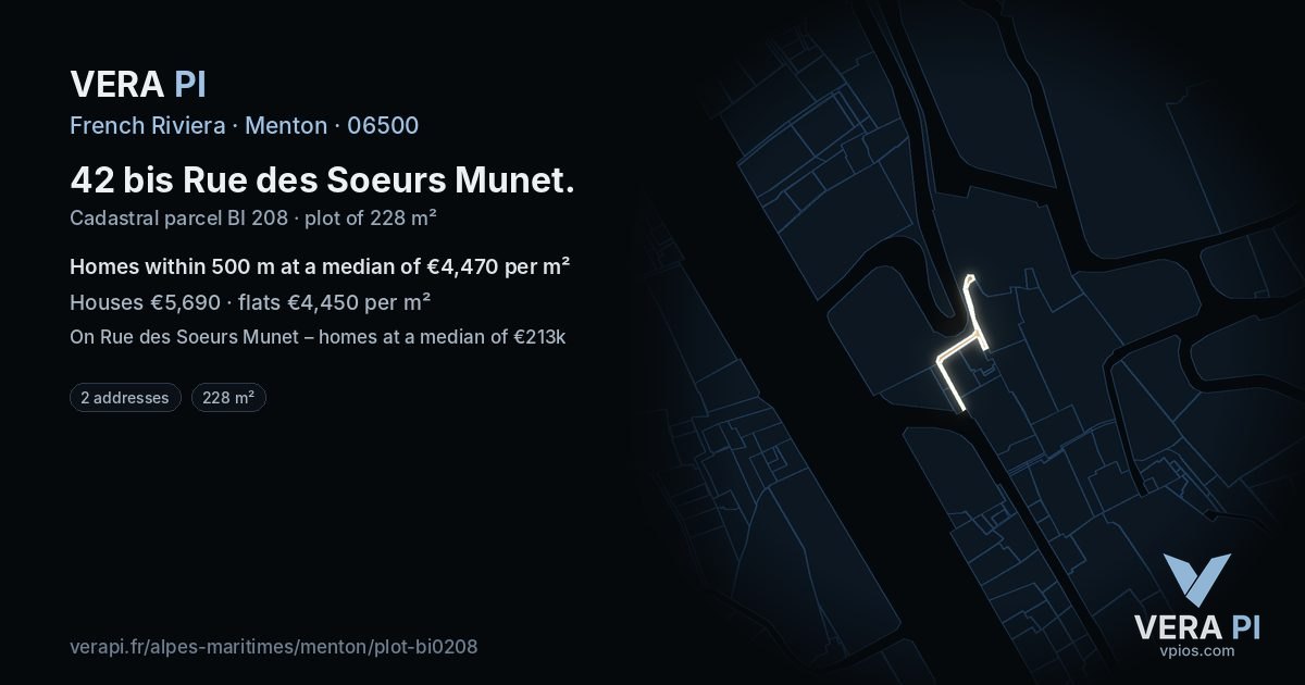 42 bis Rue des Soeurs Munet, Menton at night – the plot lit, the parcels around coloured by the prices near them
