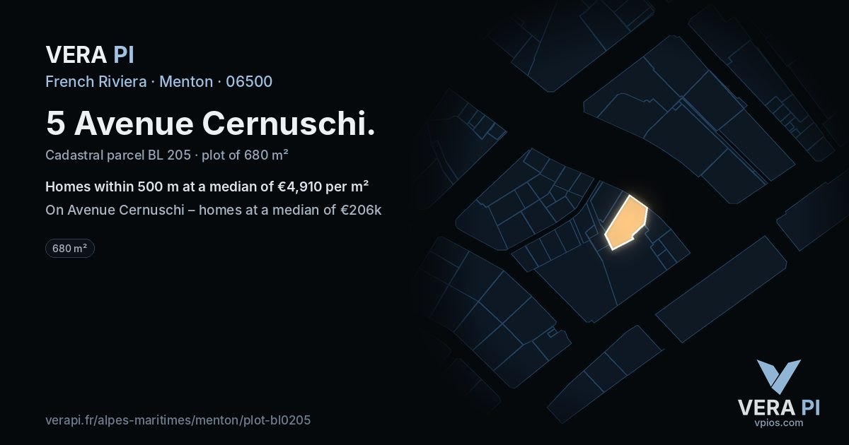 5 Avenue Cernuschi, Menton at night – the plot lit, the parcels around coloured by the prices near them