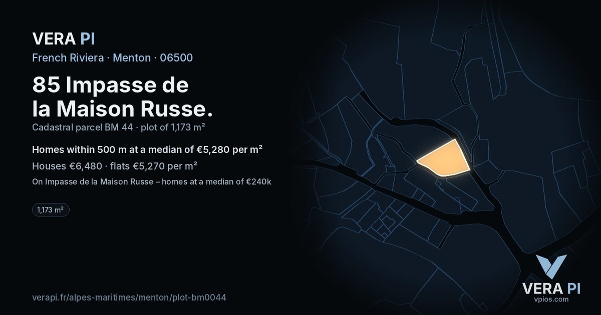 85 Impasse de la Maison Russe, Menton at night – the plot lit, the parcels around coloured by the prices near them
