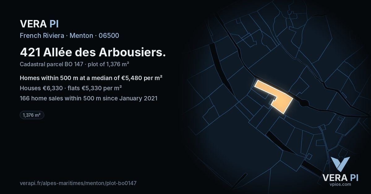421 Allée des Arbousiers, Menton at night – the plot lit, the parcels around coloured by the prices near them