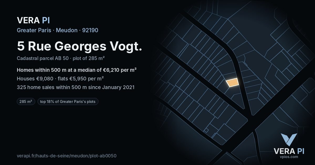 5 Rue Georges Vogt, Meudon at night – the plot lit, the parcels around coloured by the prices near them