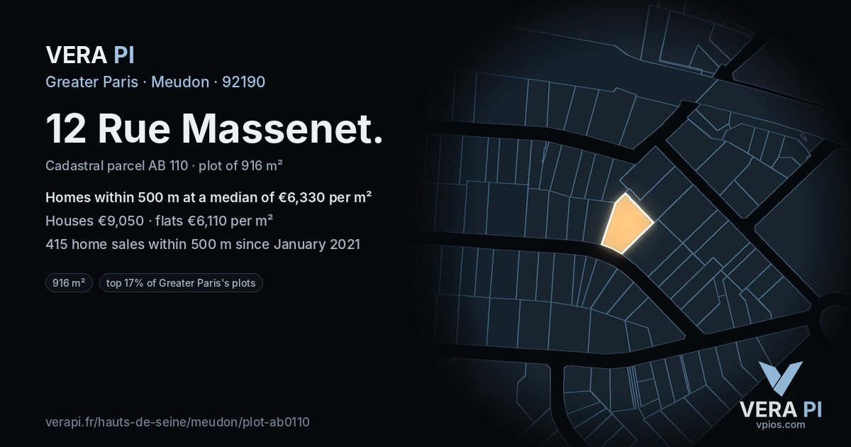 12 Rue Massenet, Meudon at night – the plot lit, the parcels around coloured by the prices near them