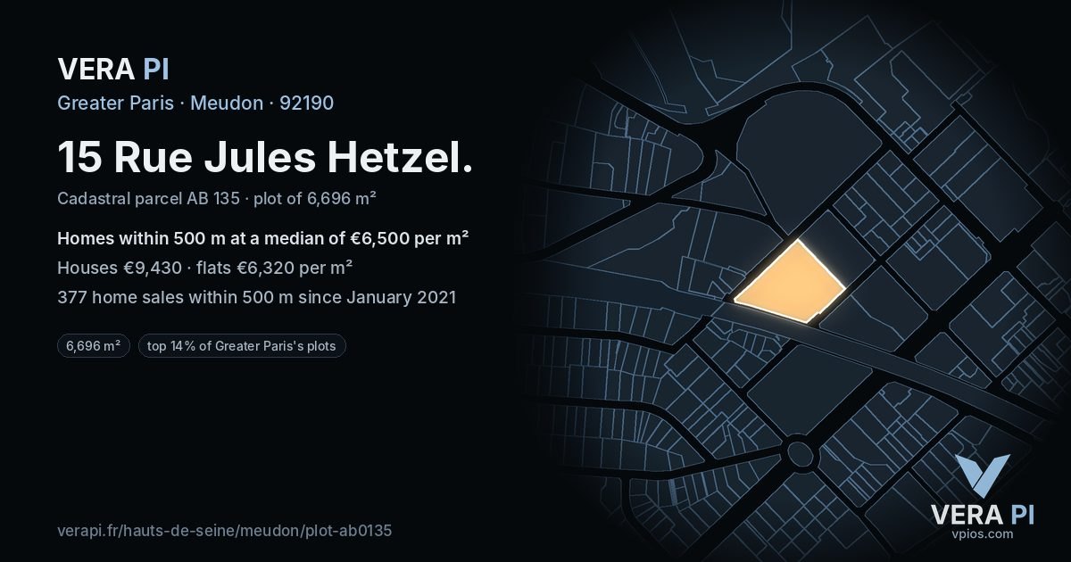 15 Rue Jules Hetzel, Meudon at night – the plot lit, the parcels around coloured by the prices near them