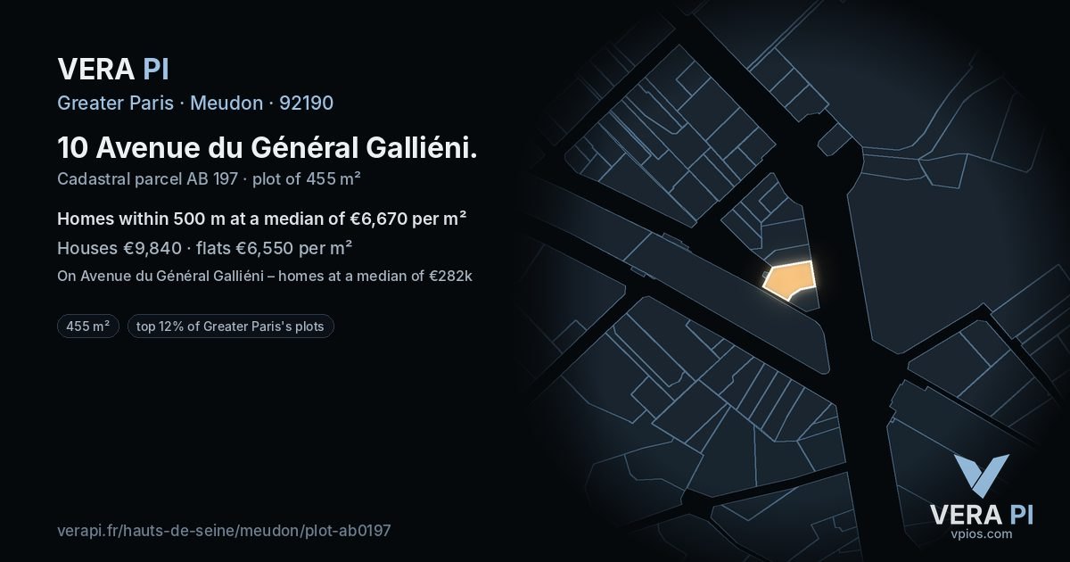 10 Avenue du Général Galliéni, Meudon at night – the plot lit, the parcels around coloured by the prices near them