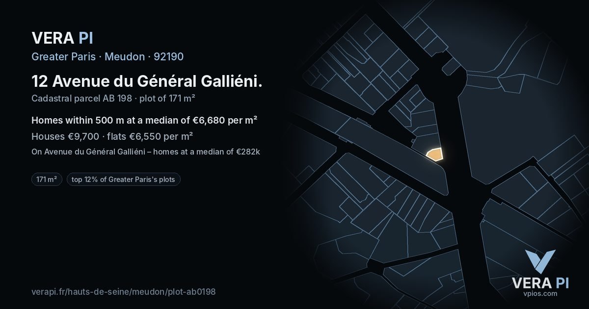 12 Avenue du Général Galliéni, Meudon at night – the plot lit, the parcels around coloured by the prices near them
