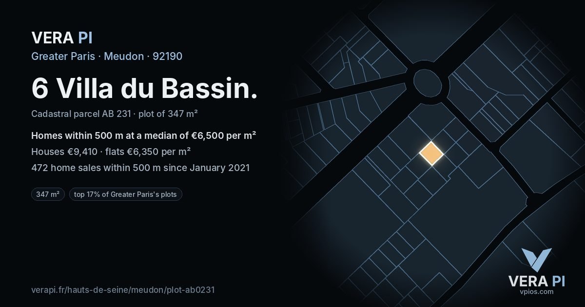 6 Villa du Bassin, Meudon at night – the plot lit, the parcels around coloured by the prices near them