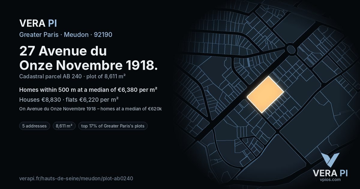 27 Avenue du Onze Novembre 1918, Meudon at night – the plot lit, the parcels around coloured by the prices near them
