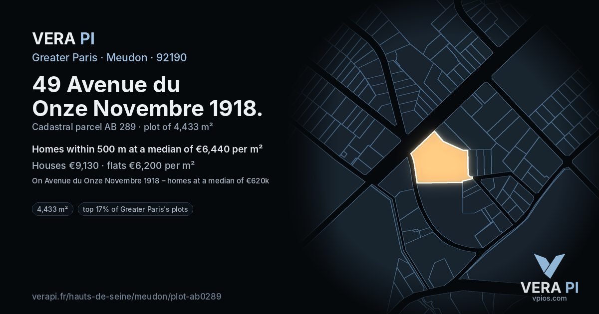 49 Avenue du Onze Novembre 1918, Meudon at night – the plot lit, the parcels around coloured by the prices near them