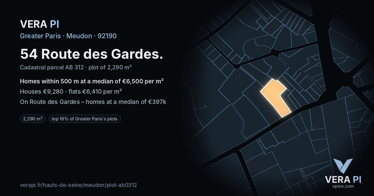 54 Route des Gardes, Meudon at night – the plot lit, the parcels around coloured by the prices near them