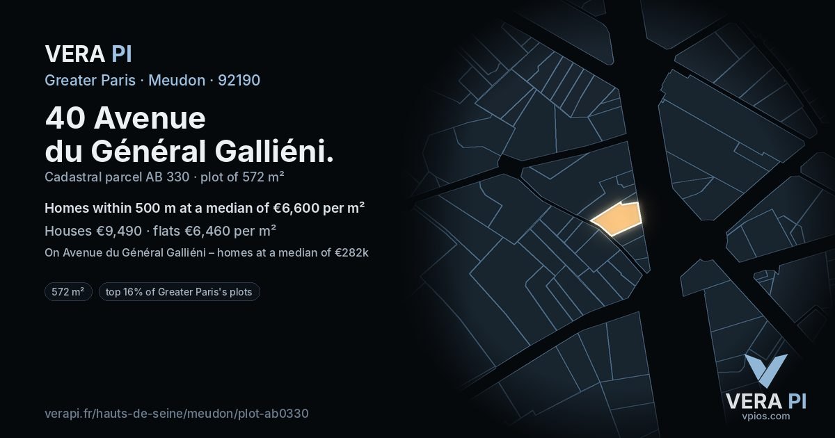 40 Avenue du Général Galliéni, Meudon at night – the plot lit, the parcels around coloured by the prices near them