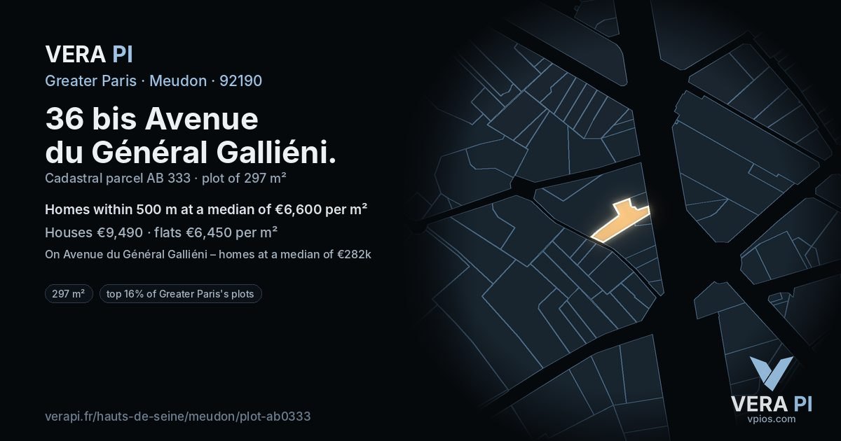 36 bis Avenue du Général Galliéni, Meudon at night – the plot lit, the parcels around coloured by the prices near them