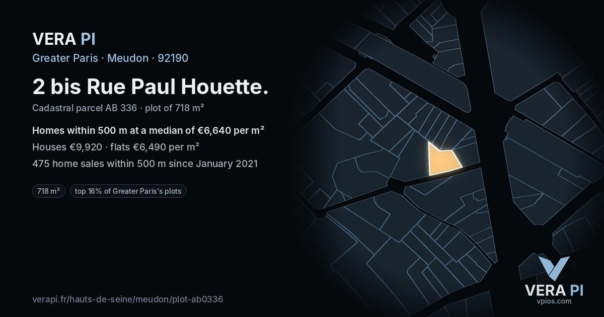 2 bis Rue Paul Houette, Meudon at night – the plot lit, the parcels around coloured by the prices near them