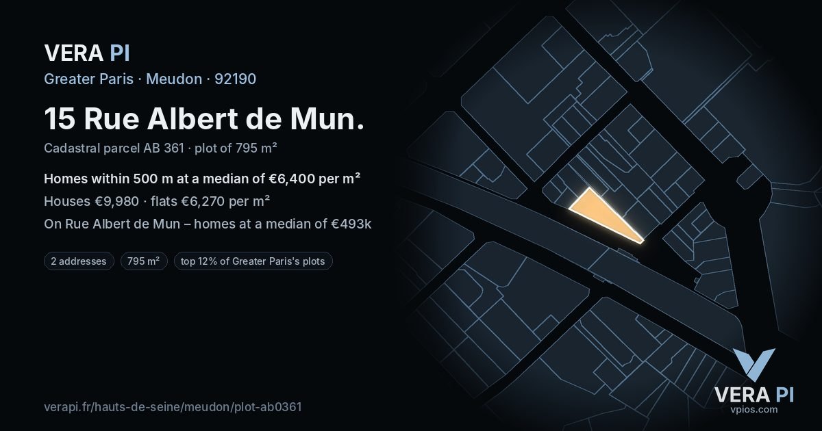15 Rue Albert de Mun, Meudon at night – the plot lit, the parcels around coloured by the prices near them