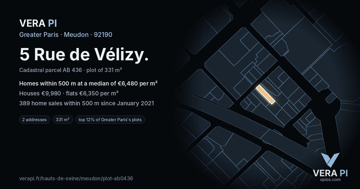 5 Rue de Vélizy, Meudon at night – the plot lit, the parcels around coloured by the prices near them